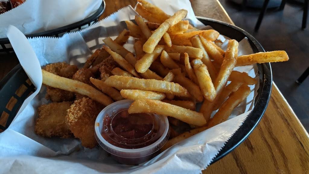 Cornerstone Grill & Loft | restaurant | 7325 Baltimore Ave, College Park, MD 20740, USA | 3017797044 OR +1 301-779-7044