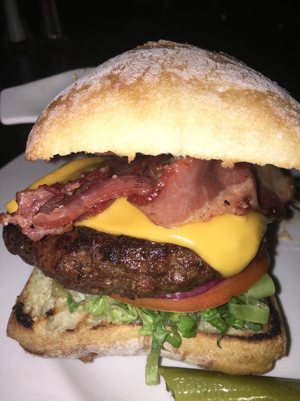 Gordons Pub Kitchen | restaurant | 993 Queen St E, Toronto, ON M4M 1K2, Canada | 4165515066 OR +1 416-551-5066