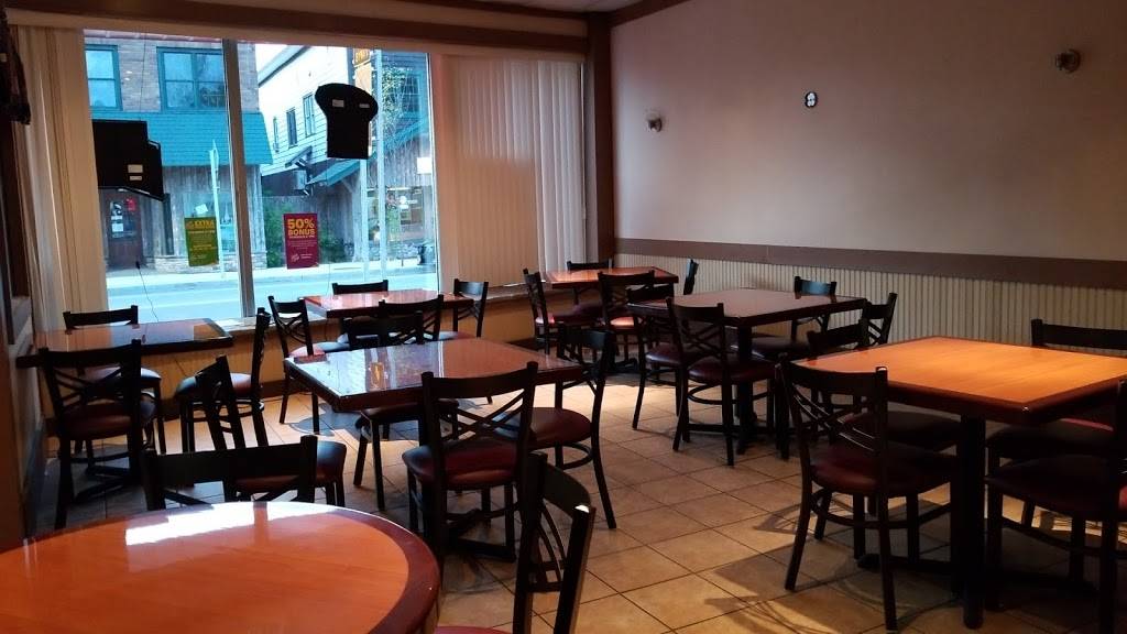 Guidos Pizzeria | restaurant | 116 Park St, Tupper Lake, NY 12986, USA | 5183592958 OR +1 518-359-2958