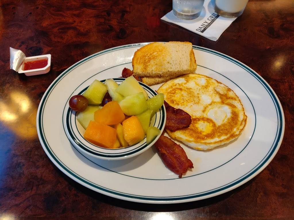 Daily Grill | restaurant | 100 E 2nd St, Tulsa, OK 74103, USA | 9182957748 OR +1 918-295-7748