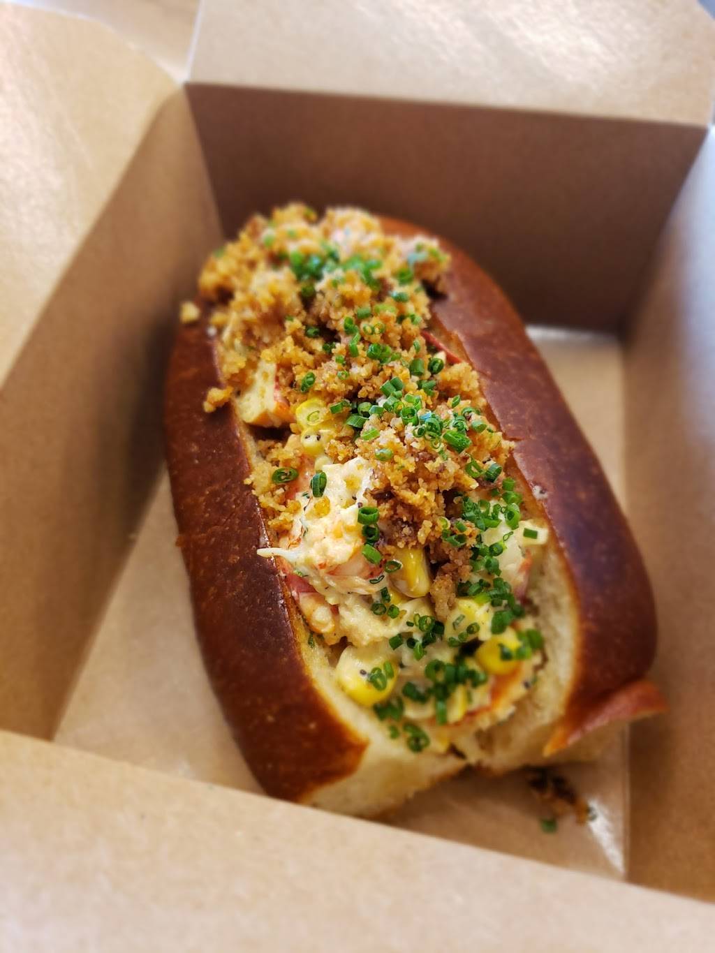 Chula Seafood Uptown | restaurant | 100 E Camelback Rd Suite 172, Phoenix, AZ 85012, USA | 6023543599 OR +1 602-354-3599