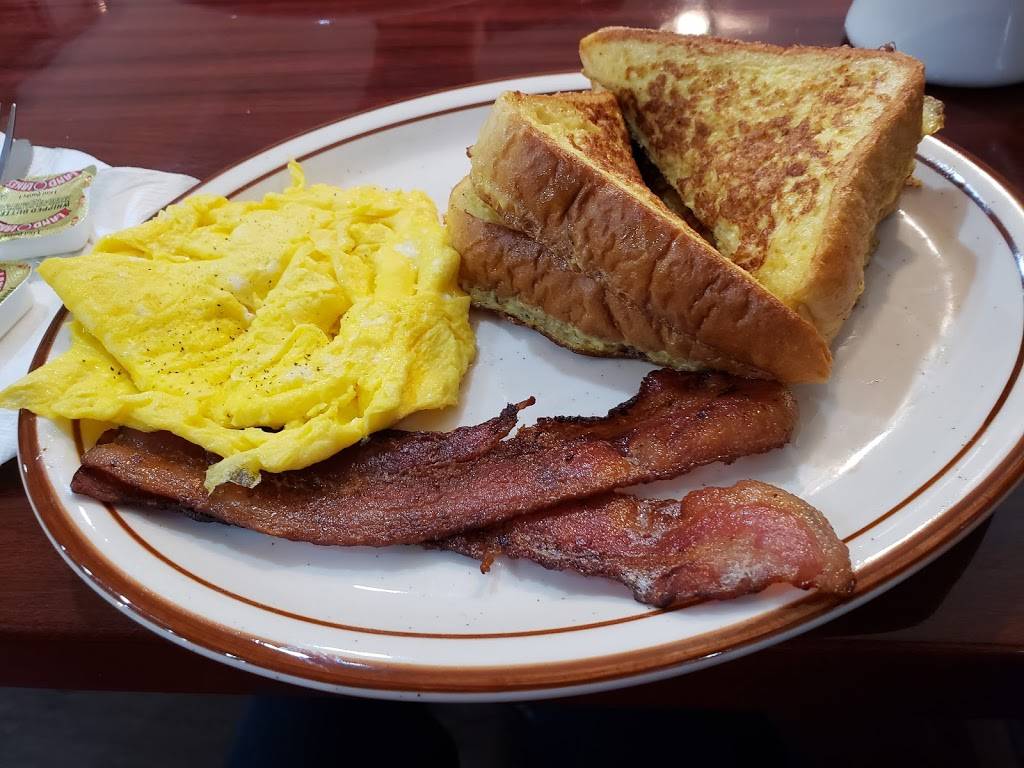 Main St Cafe | restaurant | 48 N Main St, Hartford, WI 53027, USA | 2623978485 OR +1 262-397-8485