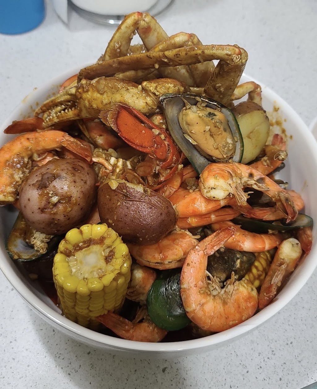 Crab & Grab | restaurant | 4131 N Rockwell St, Chicago, IL 60618, USA | 3129738000 OR +1 312-973-8000