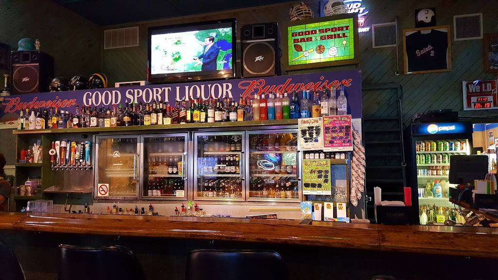 Good Sport Bar and Grill | restaurant | 149 E 6th St, St Charles, MN 55972, USA | 5079326963 OR +1 507-932-6963