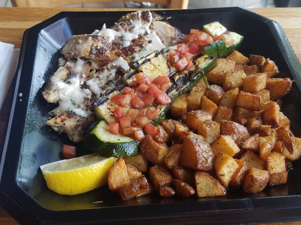 Cunios Clearview | restaurant | 8370 16510, WA-9 suite 101, Snohomish, WA 98296, USA | 3606684433 OR +1 360-668-4433