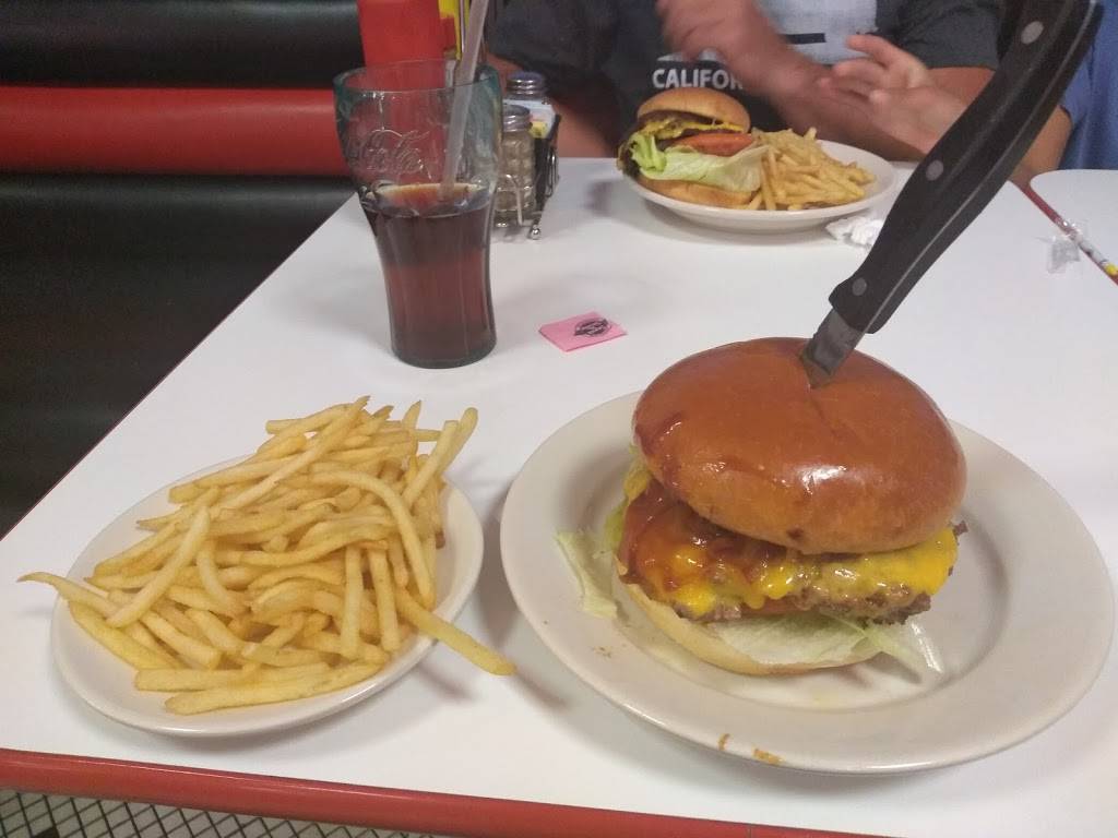 Steak n Shake | restaurant | 2313 Cobbs Ford Rd, Prattville, AL 36066, USA | 3342900035 OR +1 334-290-0035