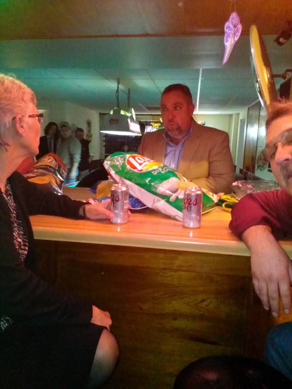 Dolphies Lounge | night club | 4646 Scottsville Rd, Bowling Green, KY 42104, USA | 2709042650 OR +1 270-904-2650