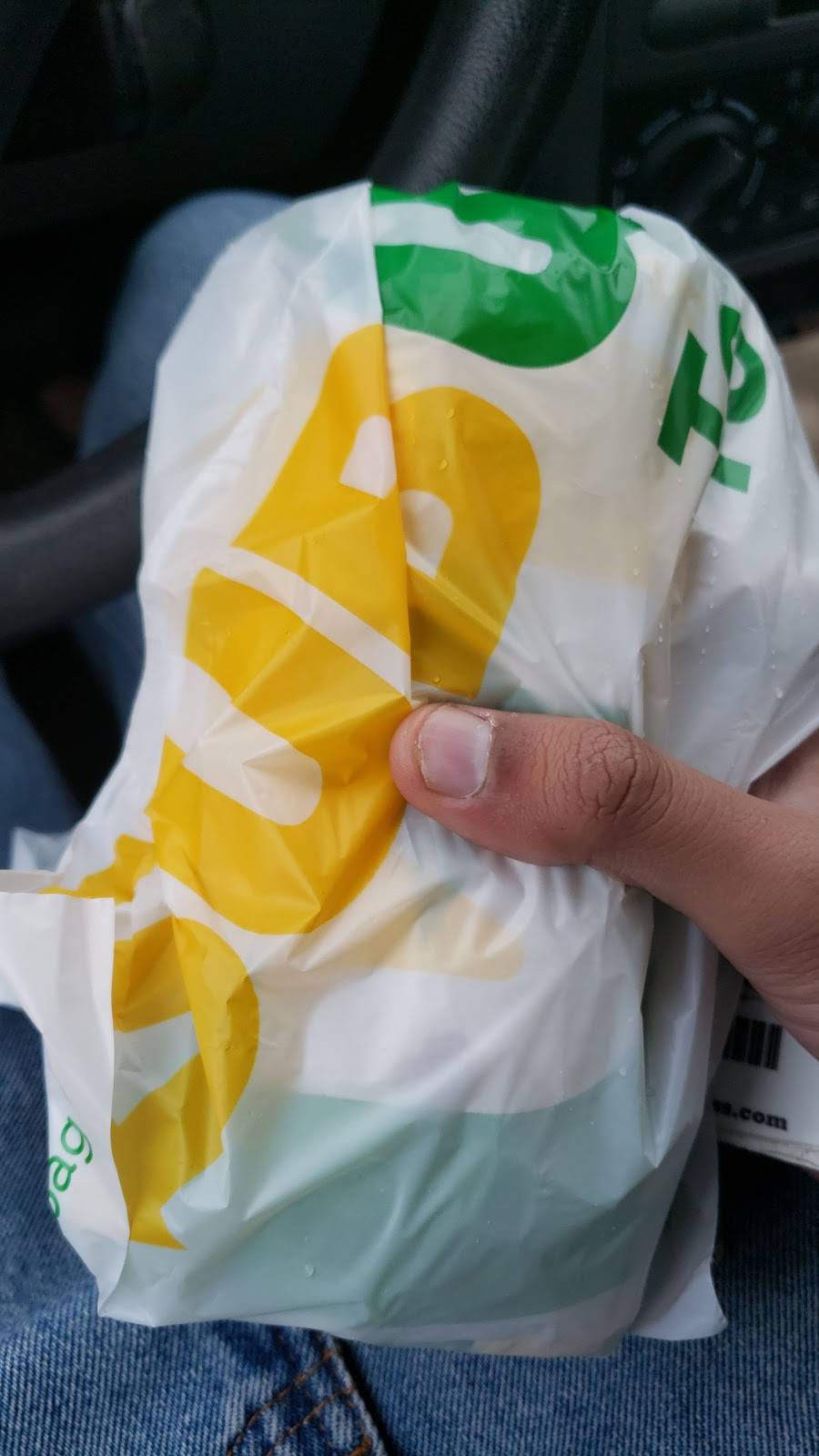 Subway | restaurant | 502 Valley St #2, Manchester, NH 03103, USA | 6034876281 OR +1 603-487-6281