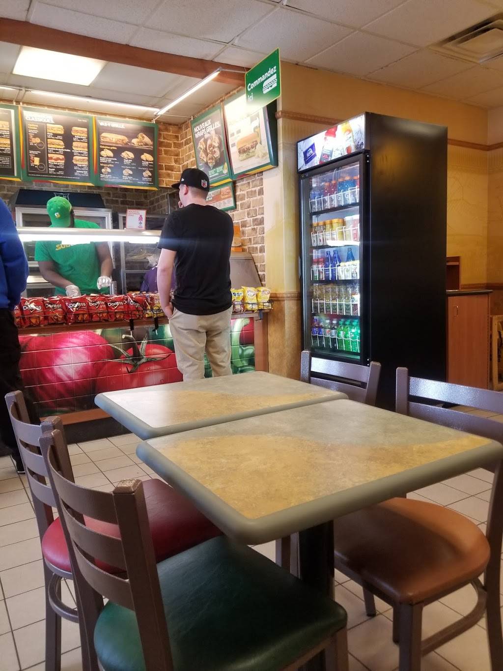 Subway | restaurant | 5875 Boul Henri-Bourassa E, Montréal-Nord, QC H1G 2V1, Canada | 5143259118 OR +1 514-325-9118