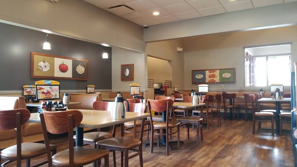 IHOP | restaurant | 1401 S Hurstbourne Pkwy, Louisville, KY 40222, USA | 5026182250 OR +1 502-618-2250