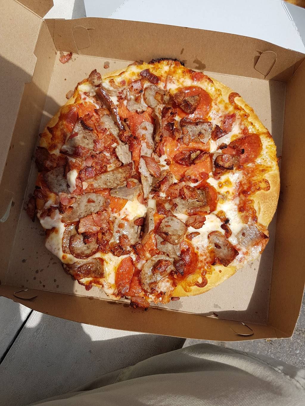 Louies Pizza | meal takeaway | 11 Rehoboth Ave, Rehoboth Beach, DE 19971, USA | 3022276002 OR +1 302-227-6002