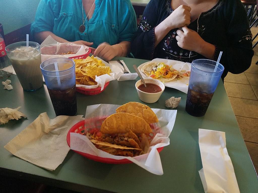 Piscis Seafood & Mexican Grill | restaurant | 311 N Old Hwy 81, Kyle, TX 78640, USA | 5122684900 OR +1 512-268-4900