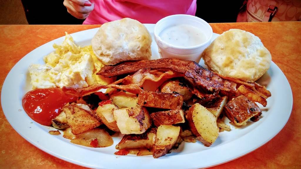 R & B Barbeque & Restaurant | restaurant | 7285 TN-57, Counce, TN 38326, USA | 7316891999 OR +1 731-689-1999