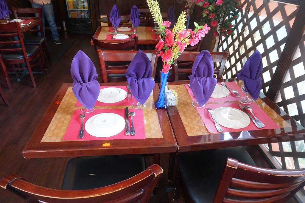 Bombay Heights | restaurant | 1070 Bedford Ave, Brooklyn, NY 11216, USA | 7182307790 OR +1 718-230-7790