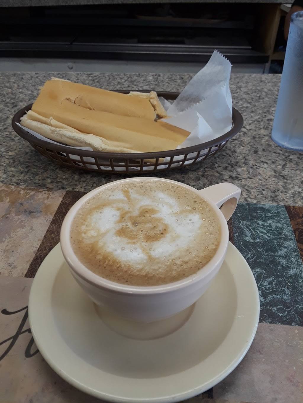 Cachita | restaurant | 1116 Normandy Dr, Miami Beach, FL 33141, USA | 3058658144 OR +1 305-865-8144