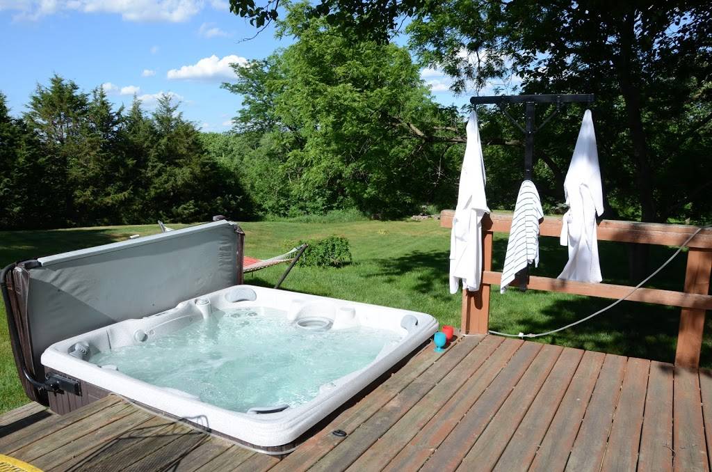 Whispering Pines Bed & Breakfast | restaurant | 2018 6th Ave, Nebraska City, NE 68410, USA | 4028735850 OR +1 402-873-5850