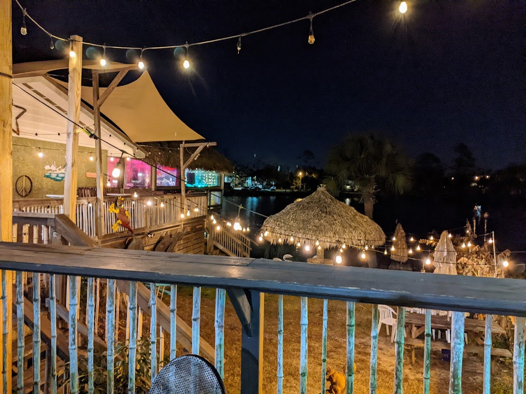 FINNS Island Style Grub in St. Andrews | restaurant | 2808 W 12th St, Panama City, FL 32401, USA | 8502159273 OR +1 850-215-9273