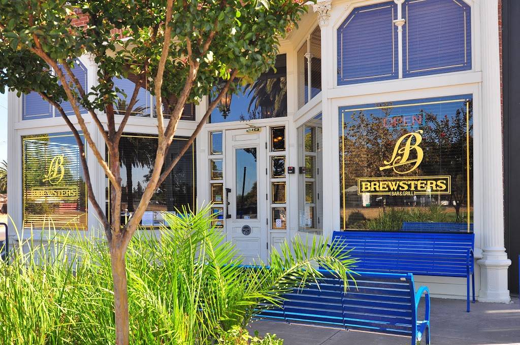 Brewsters Bar & Grill | restaurant | 201 4th St, Galt, CA 95632, USA | 2092517355 OR +1 209-251-7355
