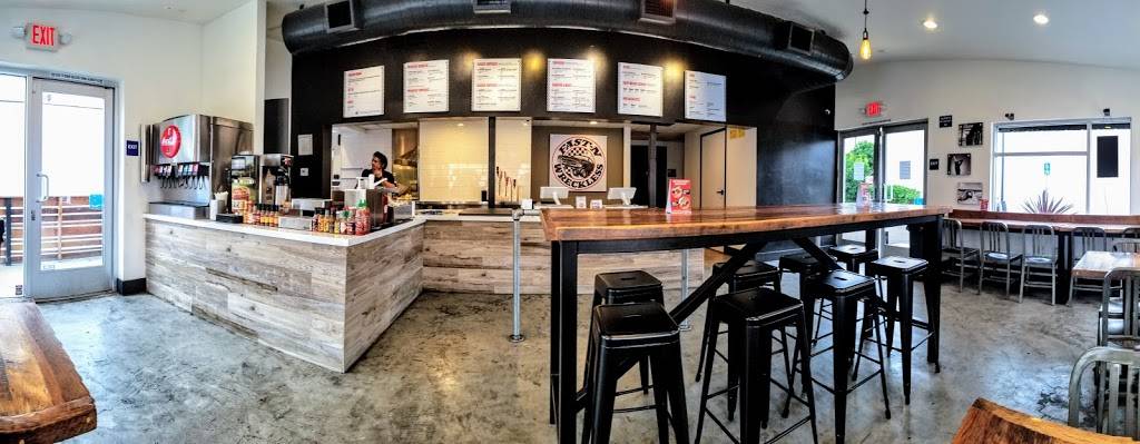 FAST AND WRECKLESS | restaurant | 513 N Harbor Blvd, Fullerton, CA 92832, USA | 7145193707 OR +1 714-519-3707
