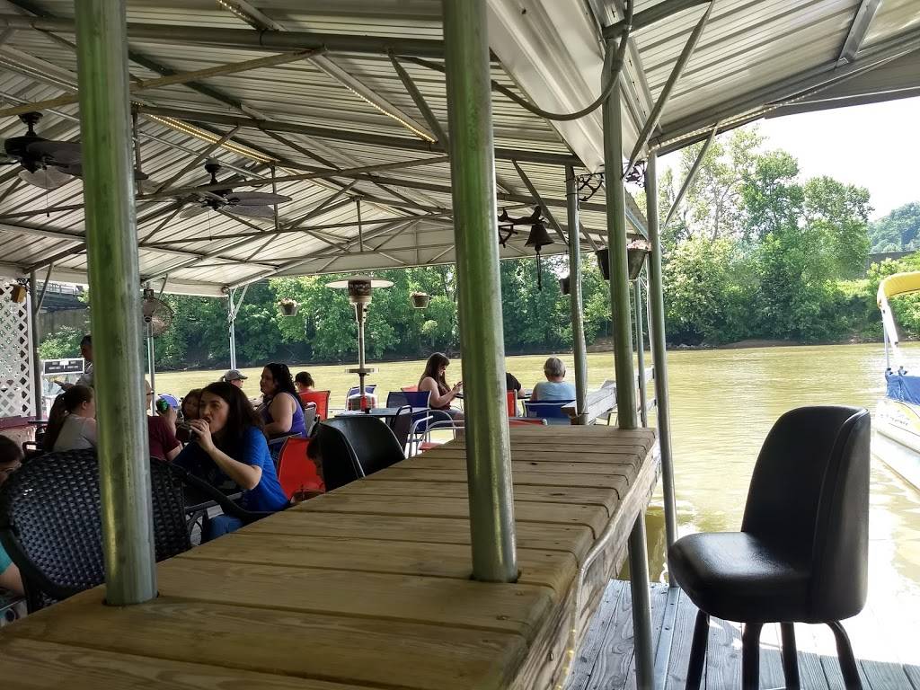 Riverboat Grill | restaurant | 101 Riverboat Landing, Frankfort, KY 40601, USA | 5022348949 OR +1 502-234-8949