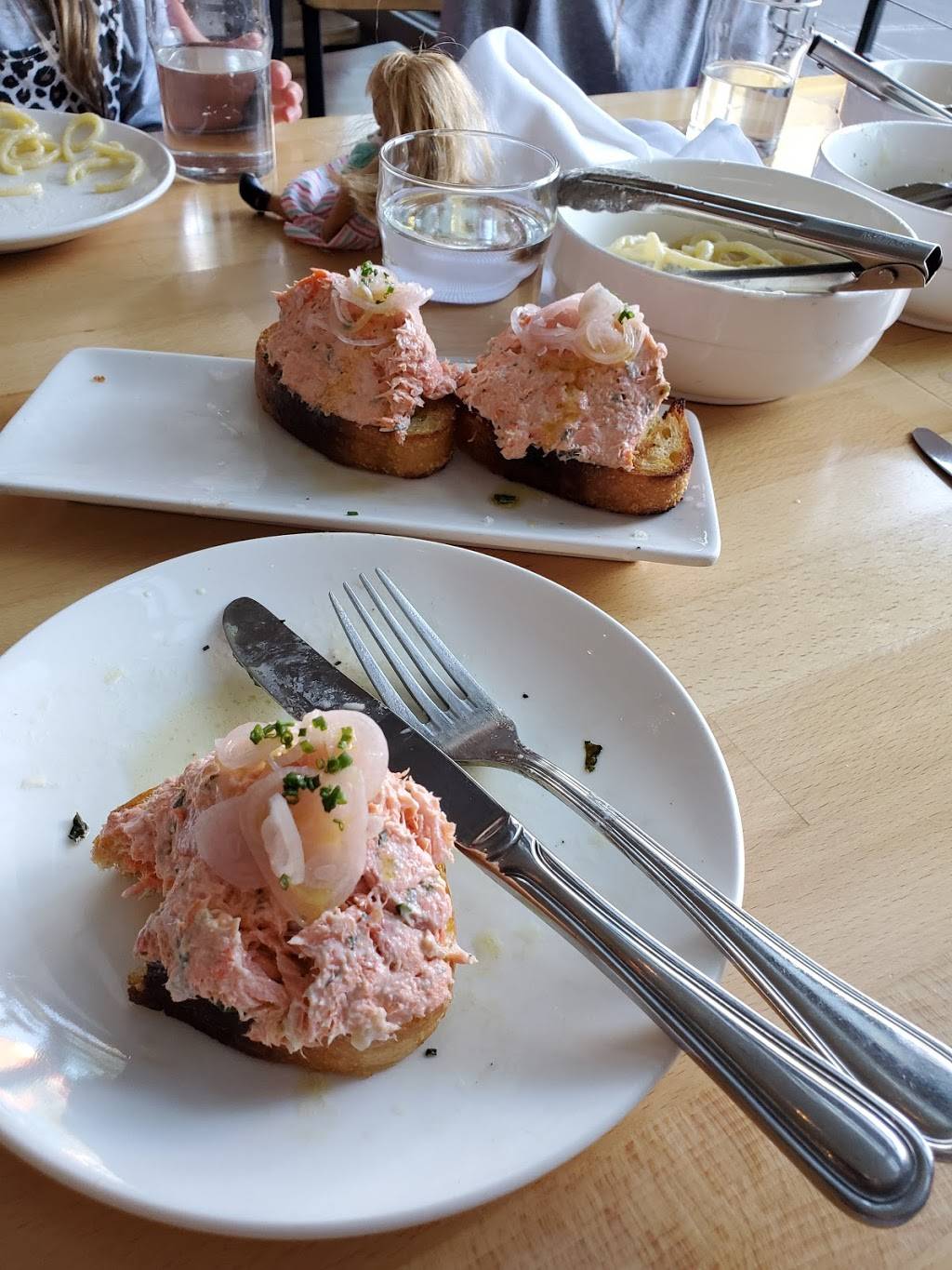 Raccolto | restaurant | 4147 California Ave SW, Seattle, WA 98116, USA | 2063973775 OR +1 206-397-3775