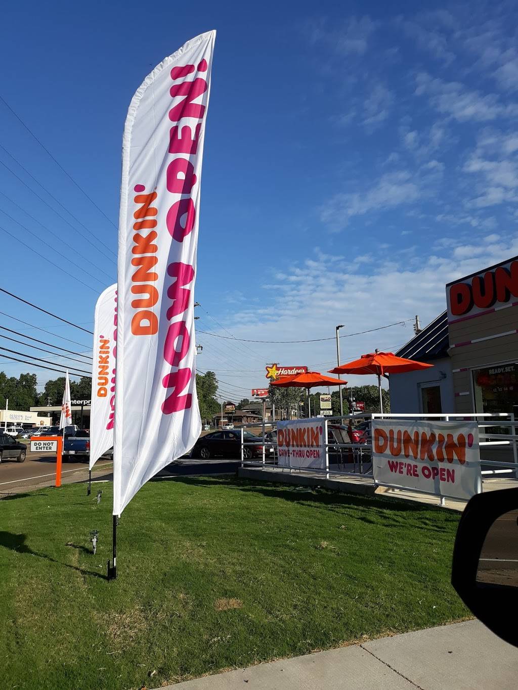 Dunkin | bakery | 1015 Mineral Wells Ave, Paris, TN 38242, USA | 7319246454 OR +1 731-924-6454