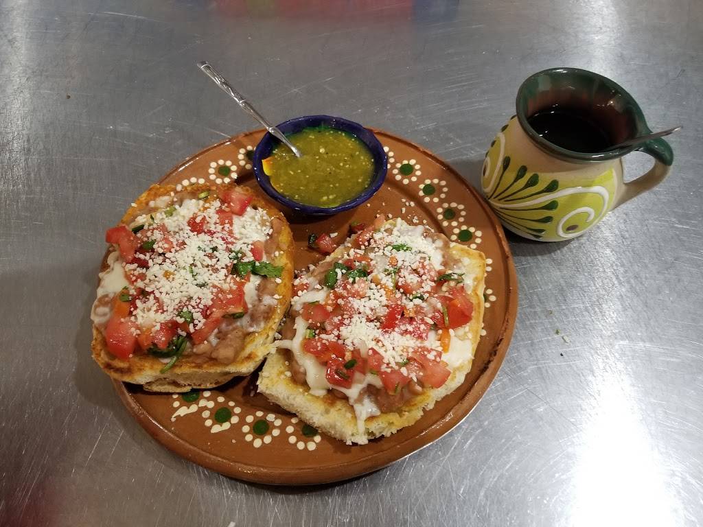 La Estancia | restaurant | 25 Forest Ave, Riverside, IL 60546, USA | 7085301830 OR +1 708-530-1830