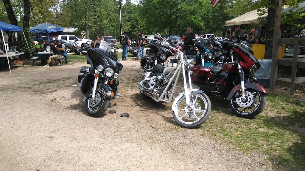 Backwoods Saloon | restaurant | 230 Lexington Ct, Conroe, TX 77385, USA | 9362730203 OR +1 936-273-0203