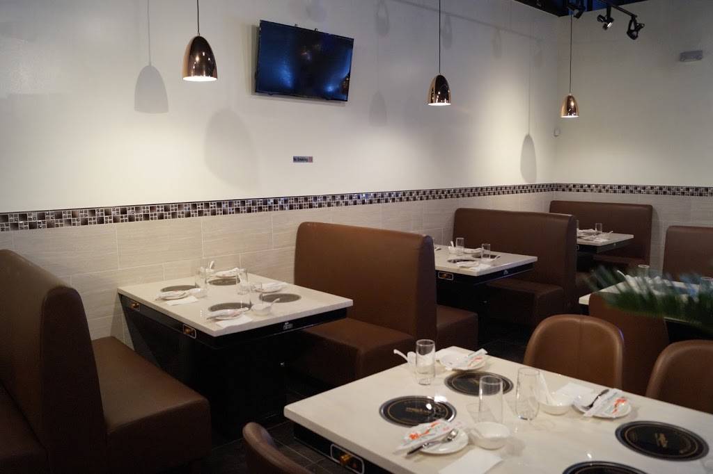 Homei Hot Pot&Sushi | restaurant | 306 N Walnut St, Bloomington, IN 47404, USA | 8126501171 OR +1 812-650-1171