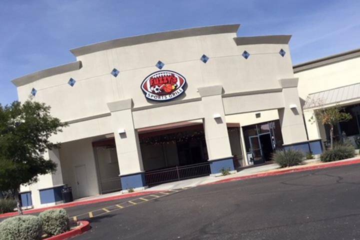 Fuzzy’s Sports Grill | restaurant | 8378 W Thunderbird Rd Suite 101, Peoria, AZ 85381, USA | 6232487172 OR +1 623-248-7172
