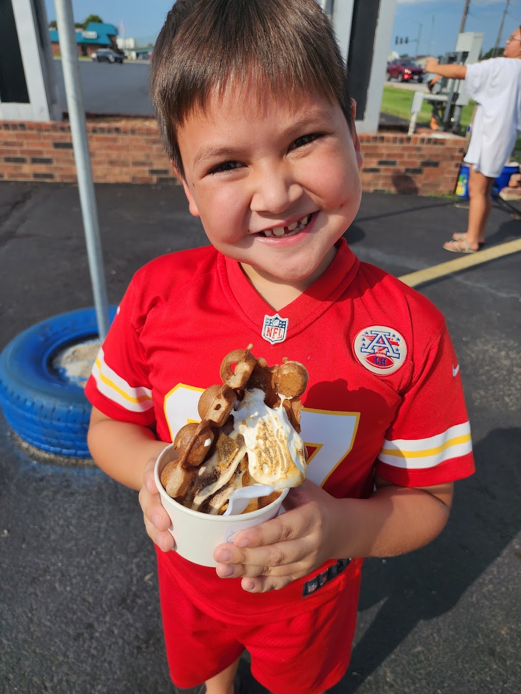 Swirlys Ice Cream & Waffles | restaurant | 3867 S Campbell Ave, Springfield, MO 65807, USA | 4179830972 OR +1 417-983-0972