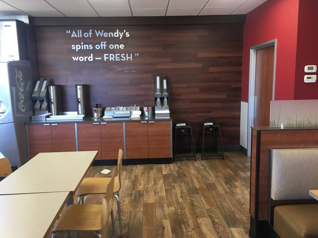 Wendys | restaurant | 229 S 3rd St, Terre Haute, IN 47807, USA | 8122328765 OR +1 812-232-8765