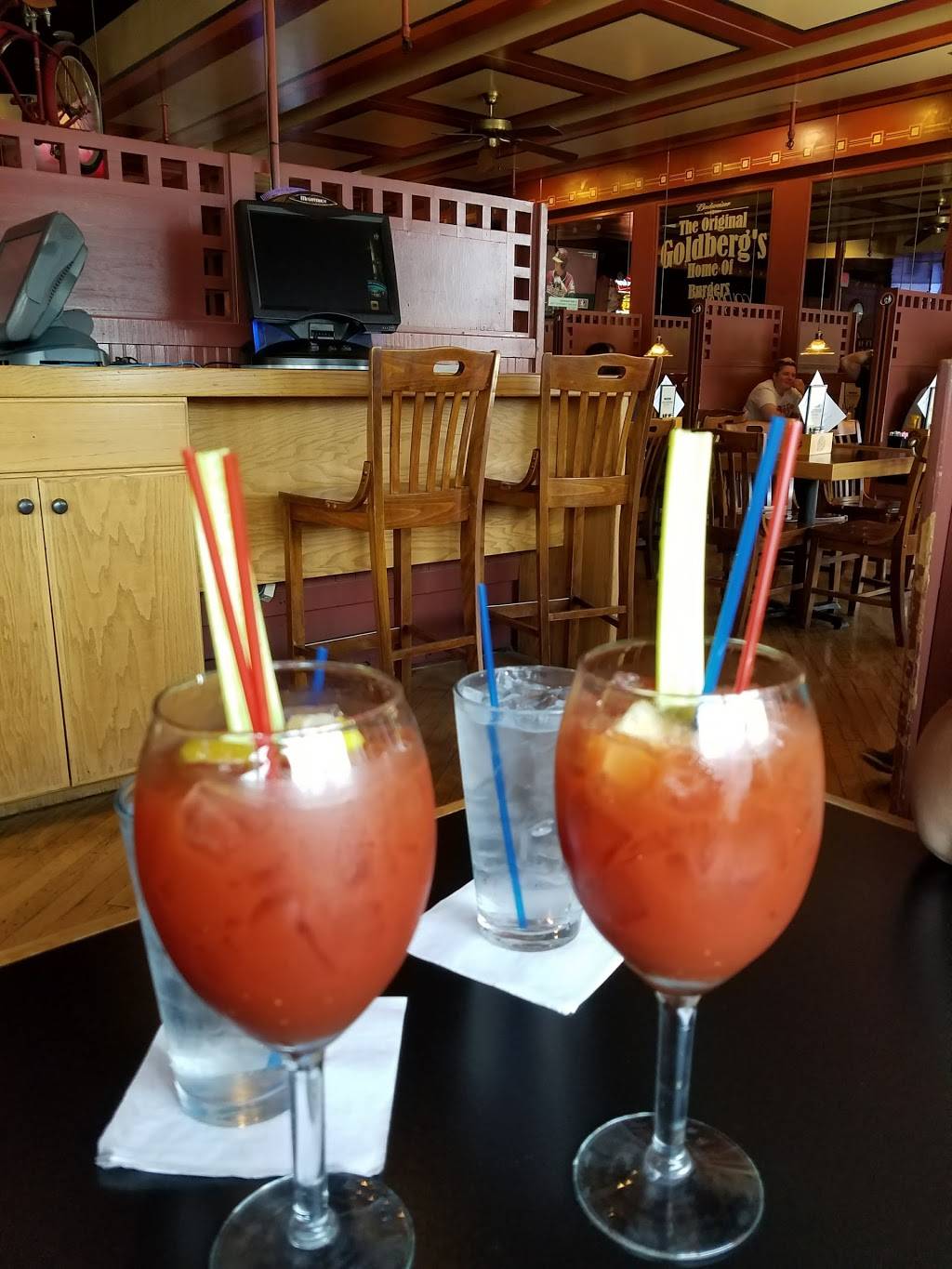 Goldbergs Bar and Grill | restaurant | 2936 S 132nd St, Omaha, NE 68144, USA | 4023331086 OR +1 402-333-1086