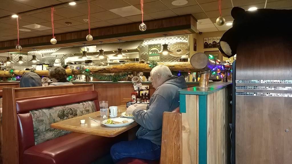 Black Bear Diner | restaurant | 13365 Lincoln Way, Auburn, CA 95603, USA | 5308888432 OR +1 530-888-8432