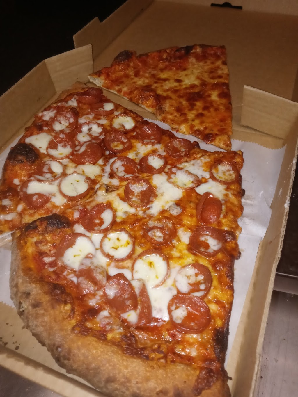 TheHenryMiller PizzaShow | restaurant | 3102 Holly Rd suite 502, Virginia Beach, VA 23451, USA | 7575227469 OR +1 757-522-7469