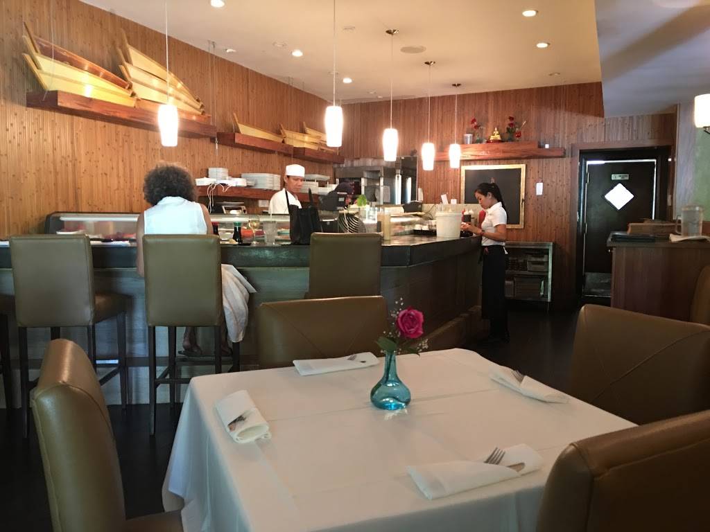 Sushi Siam | restaurant | 632 Crandon Blvd, Key Biscayne, FL 33149, USA | 3053617768 OR +1 305-361-7768