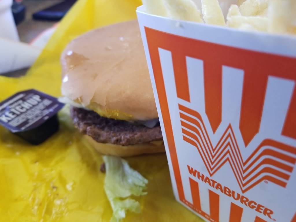 Whataburger | restaurant | 3500 Dyer St, El Paso, TX 79930, USA | 9155650585 OR +1 915-565-0585