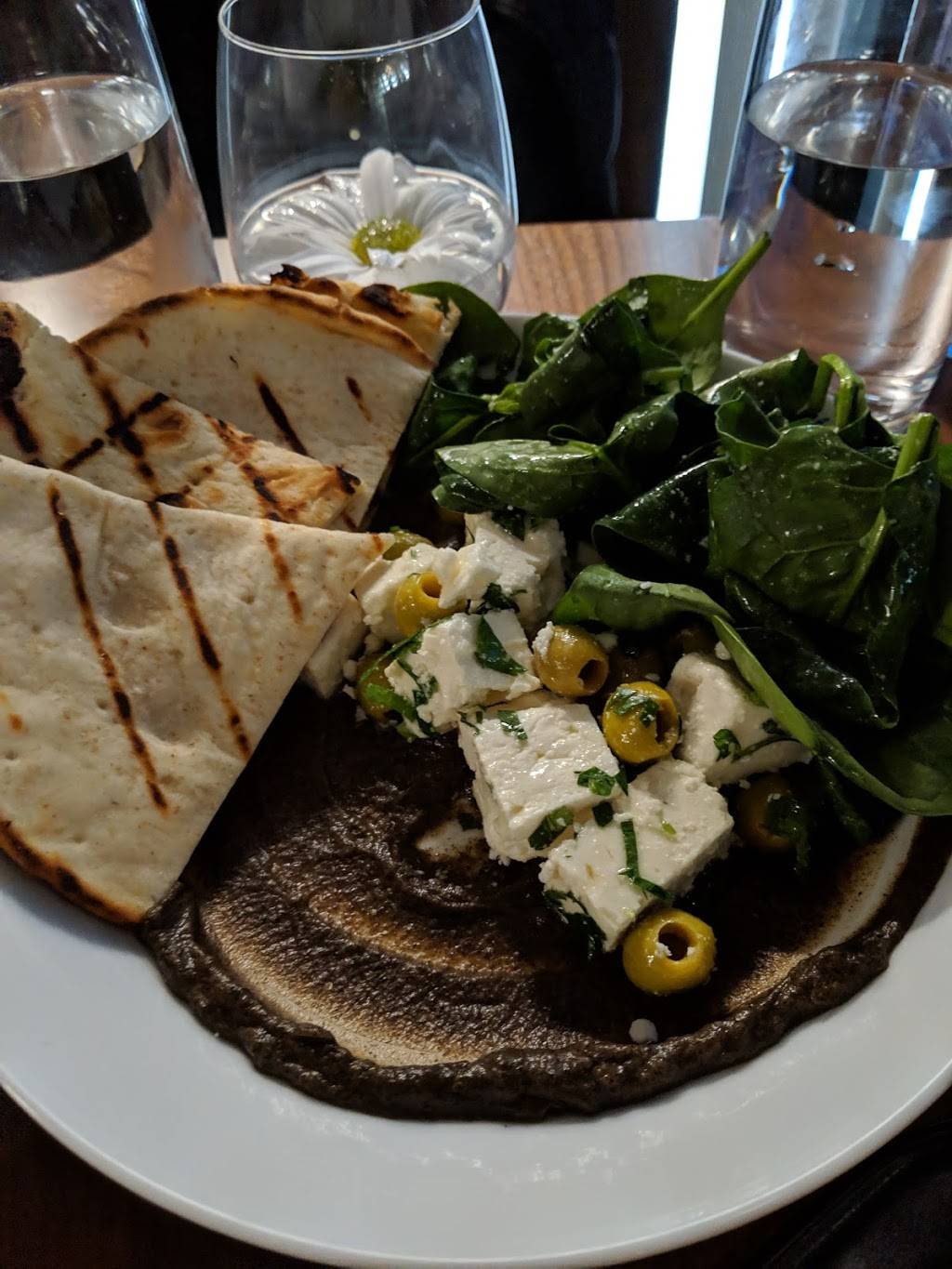 SOMO Sophi | restaurant | 3101 S 13th St, Philadelphia, PA 19148, USA | 2672392176 OR +1 267-239-2176