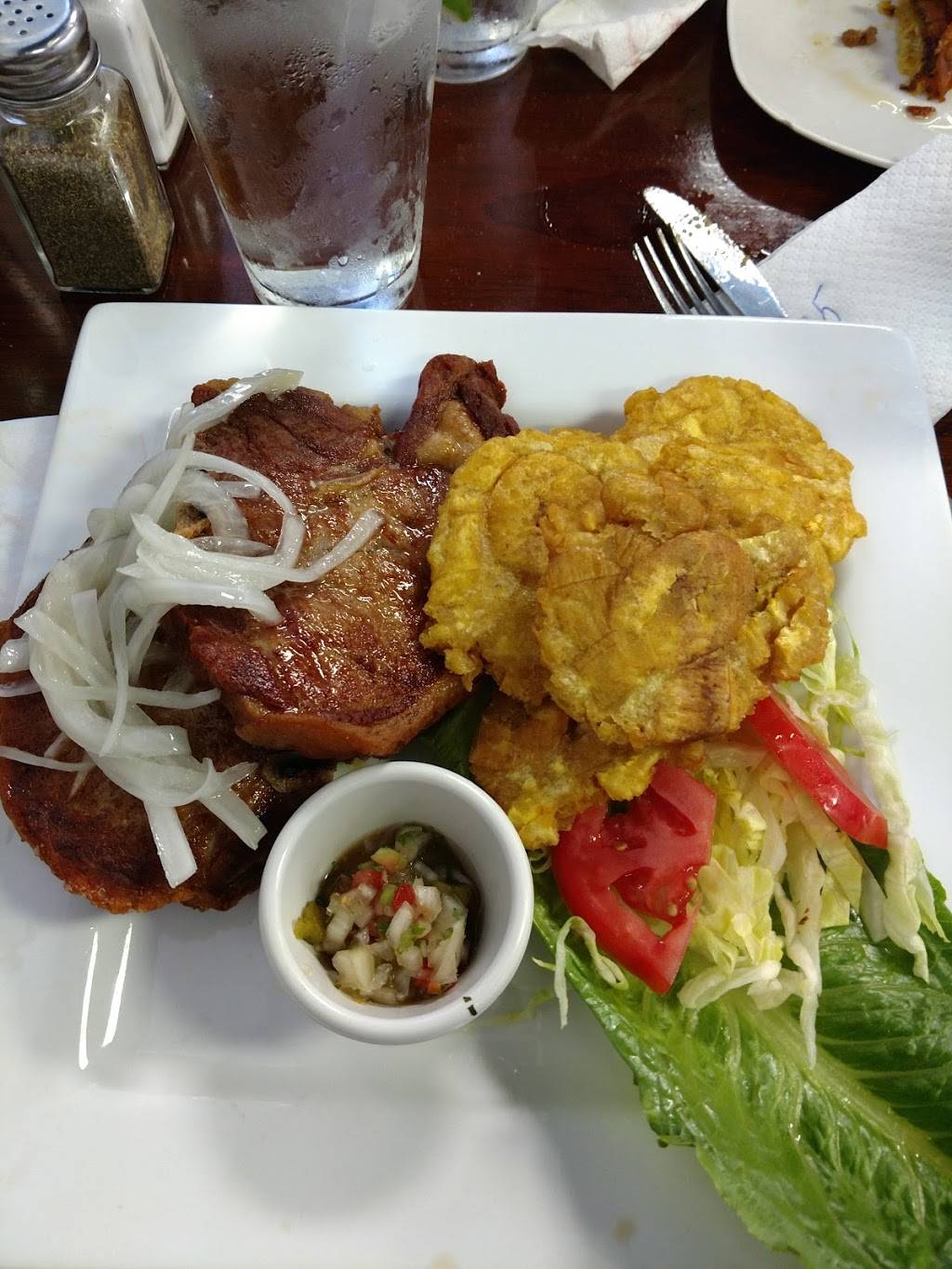 Coral Seafood of Florida | restaurant | 3450 SE Dixie Hwy, Stuart, FL 34997, USA | 7726265823 OR +1 772-626-5823