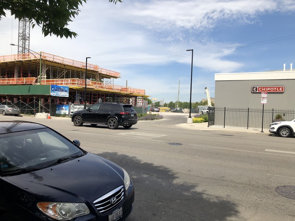 Five Guys | meal takeaway | 709 S Seeley Ave, Chicago, IL 60612, USA | 3122852709 OR +1 312-285-2709