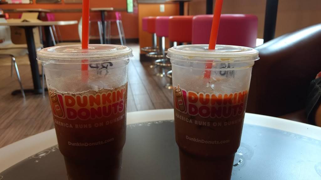 Dunkin | bakery | 2983 Executive Dr, Venice, FL 34292, USA | 9413753771 OR +1 941-375-3771