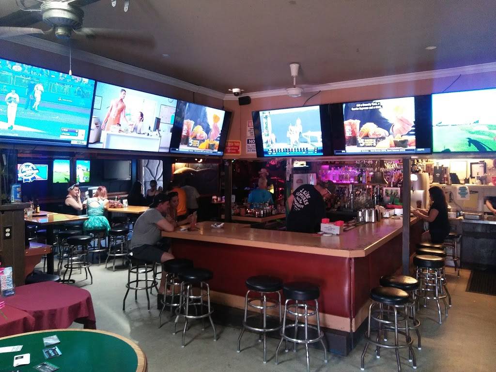 J.King Neptunes Restaurant | restaurant | 17115 Pacific Coast Hwy, Sunset Beach, CA 90742, USA | 5625924878 OR +1 562-592-4878