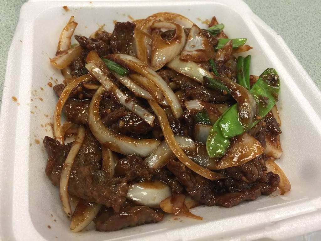 Chef Mings Kitchen | restaurant | 12239 CA-2, Los Angeles, CA 90025, USA | 3102075496 OR +1 310-207-5496