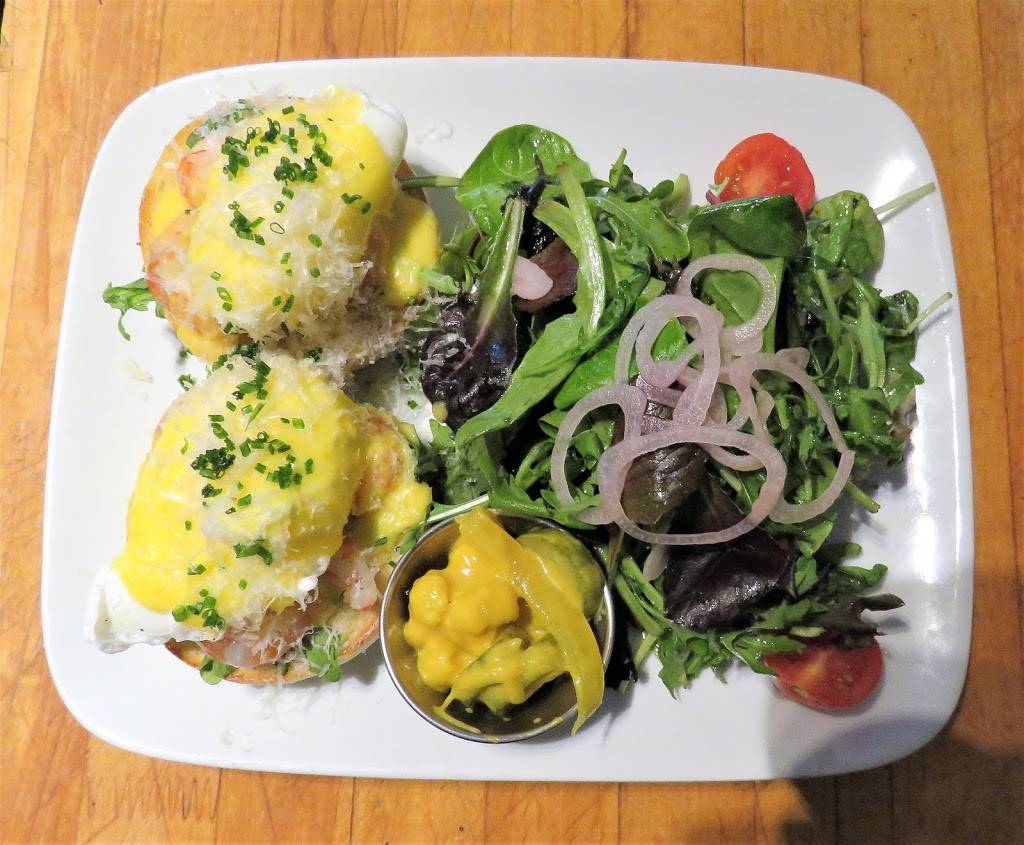 Stamp’s Lane East Coast Eatery | restaurant | 371 Roncesvalles Ave, Toronto, ON M6R 2M8, Canada | 4165377750 OR +1 416-537-7750