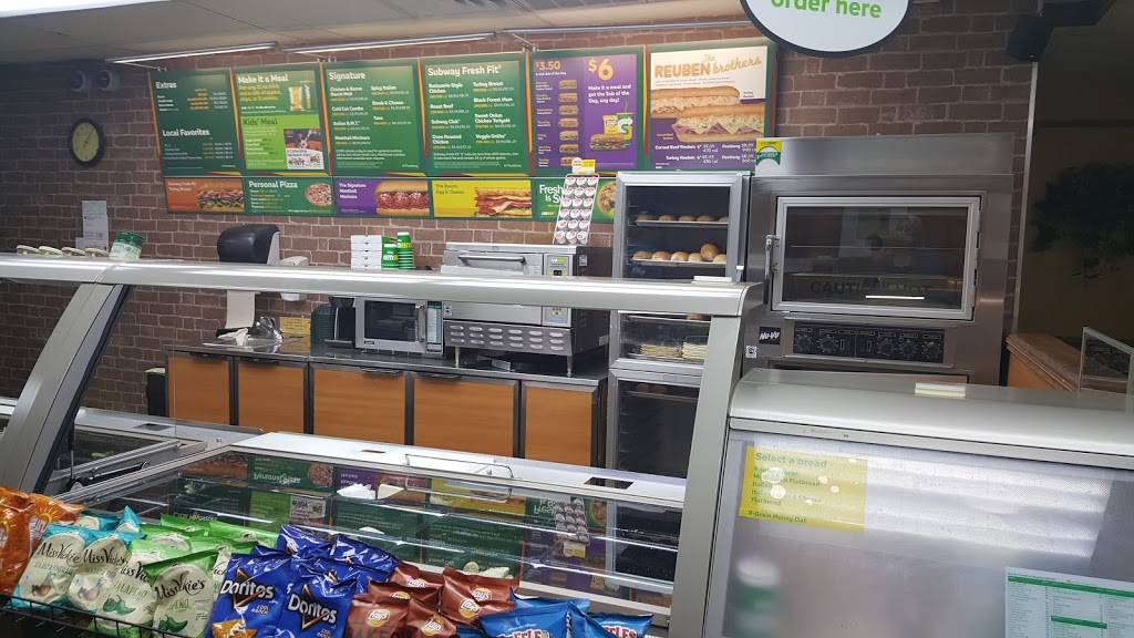 Subway Restaurants | restaurant | 14075 S US Hwy 441, Lake City, FL 32024, USA | 3867557957 OR +1 386-755-7957