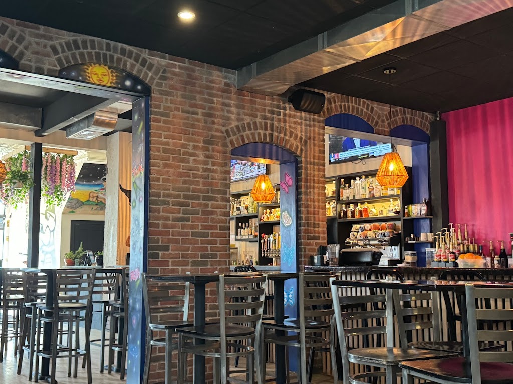 Cafe Tacuba | restaurant | 1006 3rd St SE, Cedar Rapids, IA 52401, USA | 3192491773 OR +1 319-249-1773