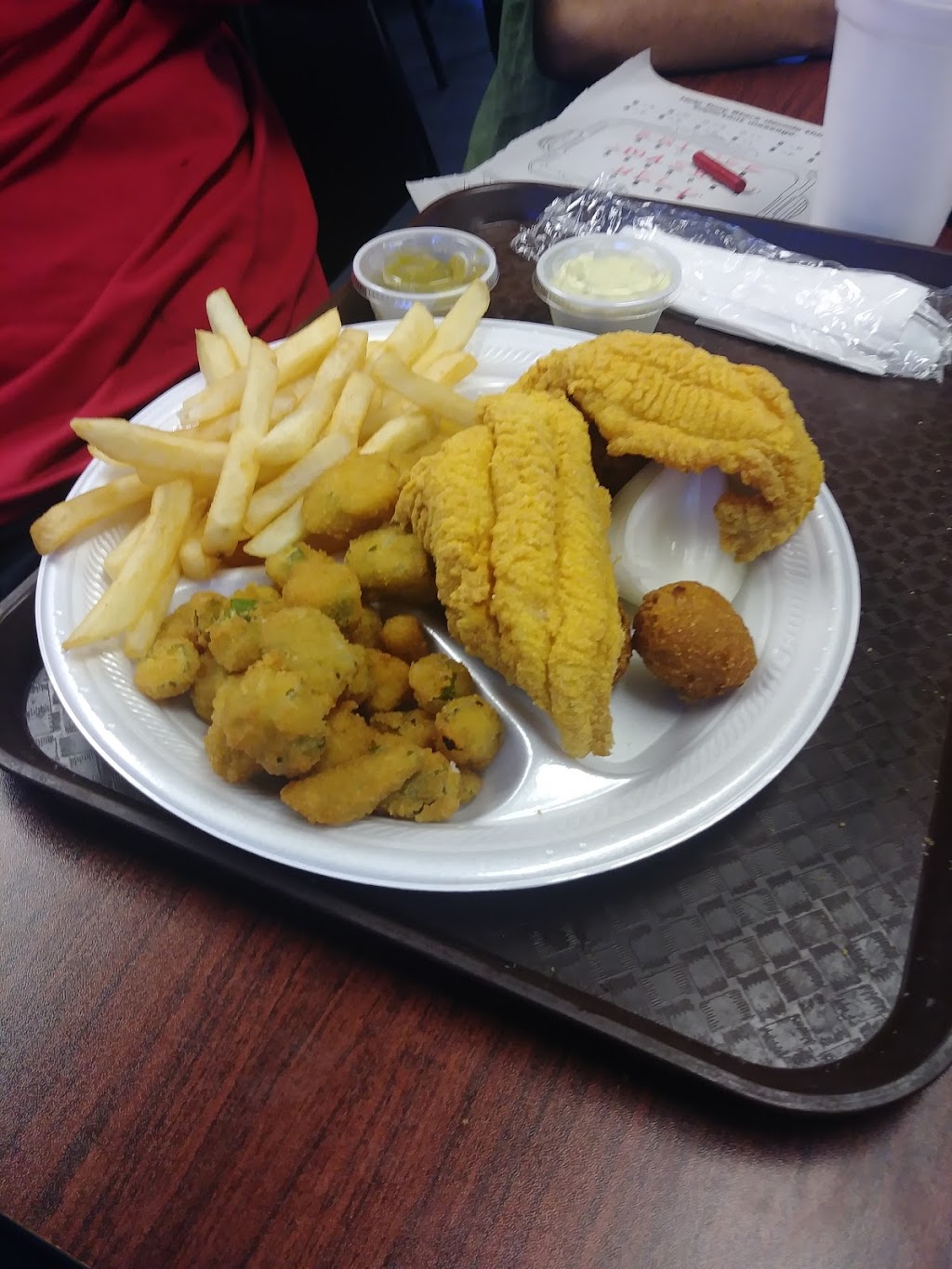 TJs Place | restaurant | 1385 California Ave SW, Camden, AR 71701, USA | 8708371707 OR +1 870-837-1707