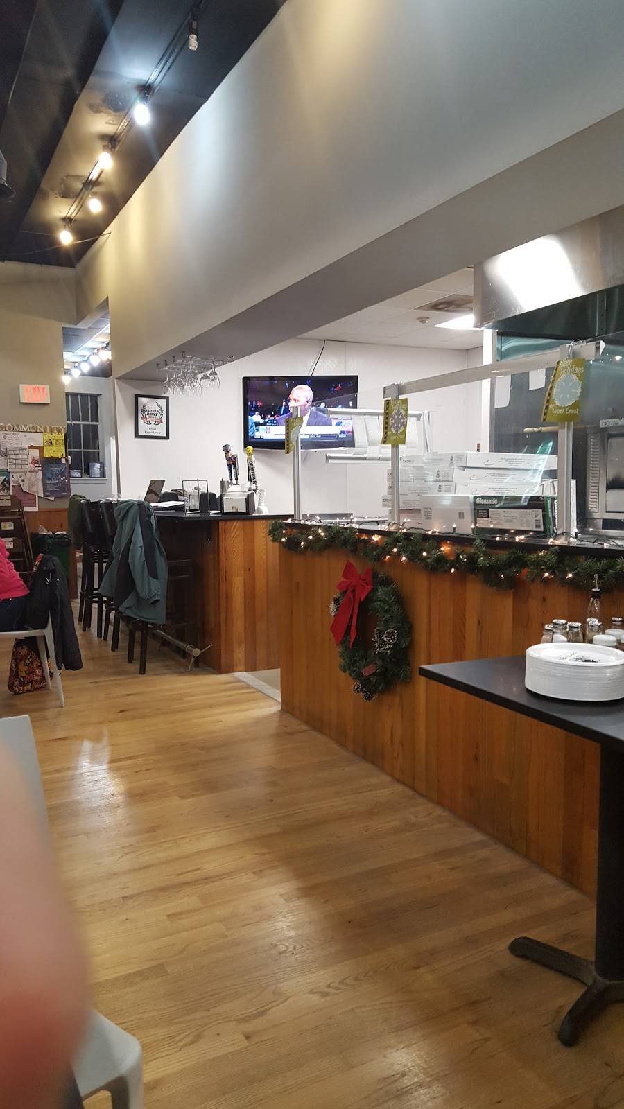 The Upper Crust Pizzeria | restaurant | 99 Central St, Wellesley, MA 02482, USA | 7812355011 OR +1 781-235-5011