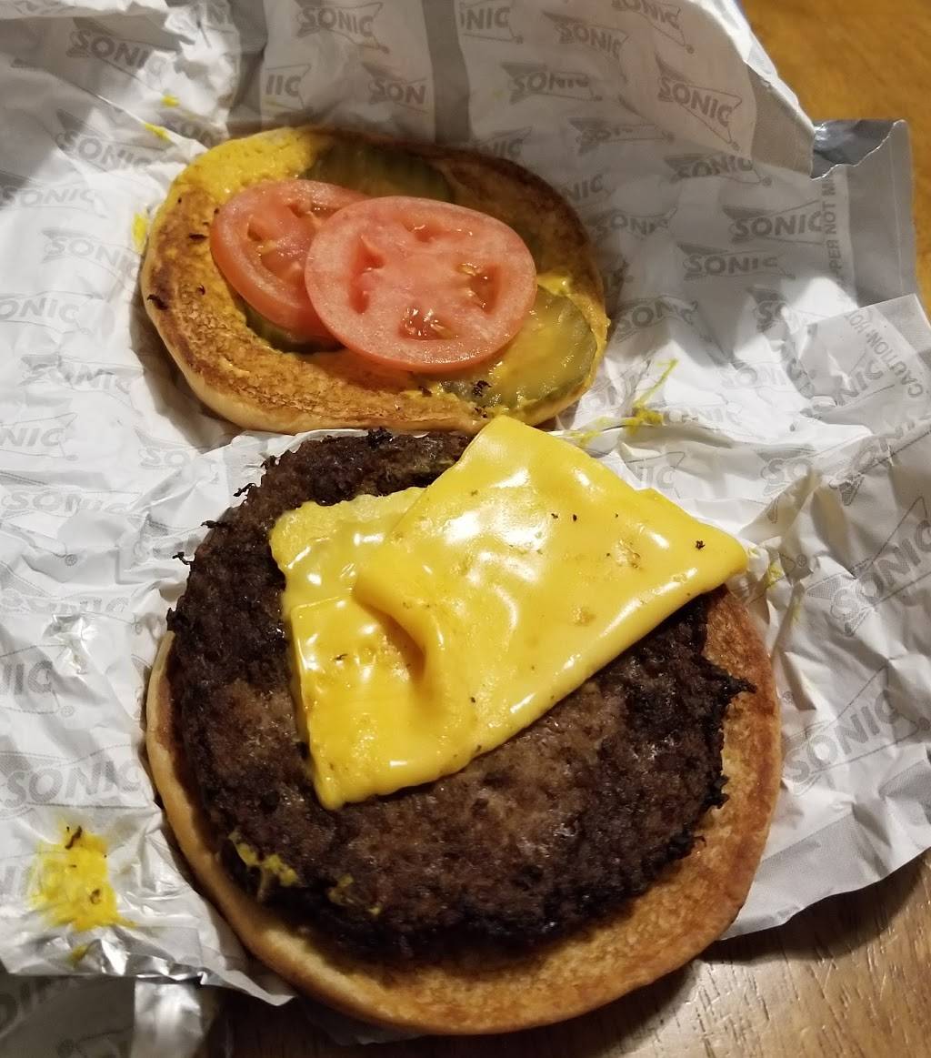 Sonic Drive-In | restaurant | 6523 San Pedro Ave, San Antonio, TX 78216, USA | 2103409549 OR +1 210-340-9549