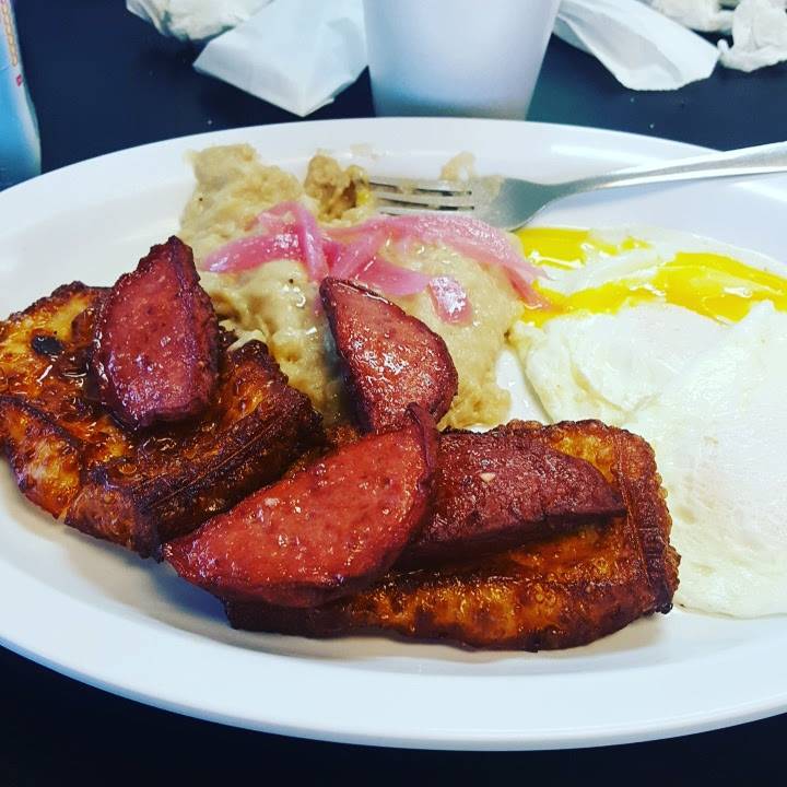 Casa Santiago | restaurant | 11150 Okeechobee Blvd E, Royal Palm Beach, FL 33411, USA | 5617934881 OR +1 561-793-4881